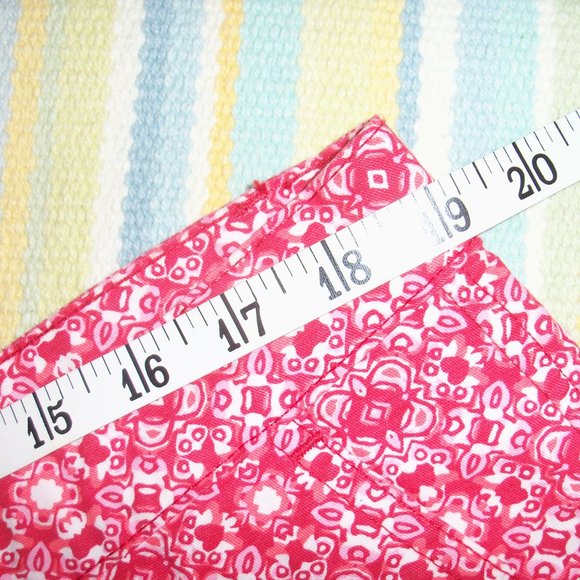 GAP Red deco tile chino shorts size 14R - Picture 5 of 8